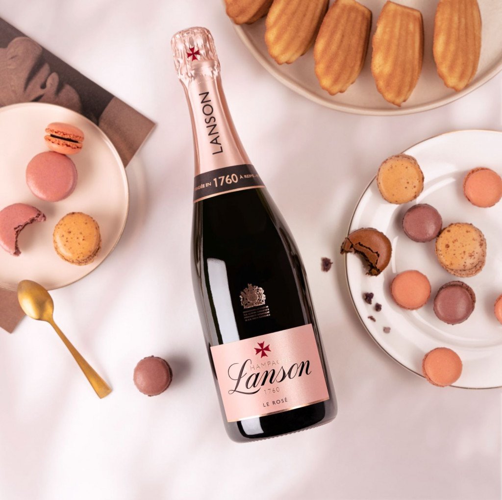 Lanson róse og makkarónur